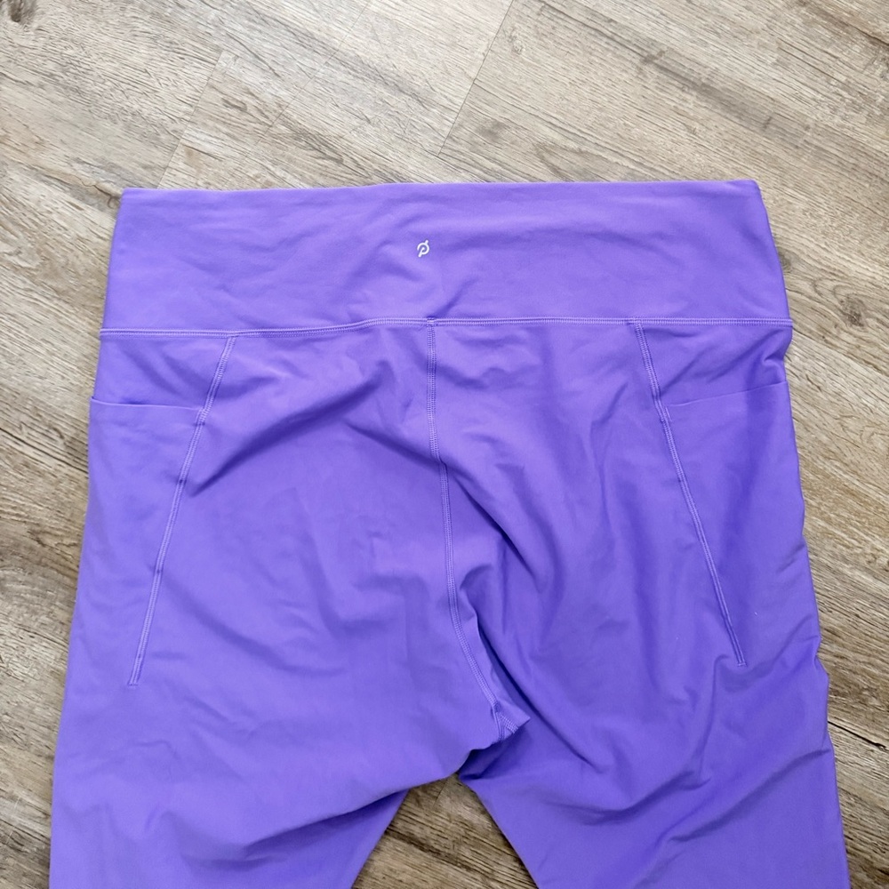 Peloton • Cadent High Rise Pocket Legging - Picture 12 of 15